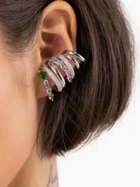 NEW IN BOX MELANIA CLARA QUINN CUFF EARRINGS